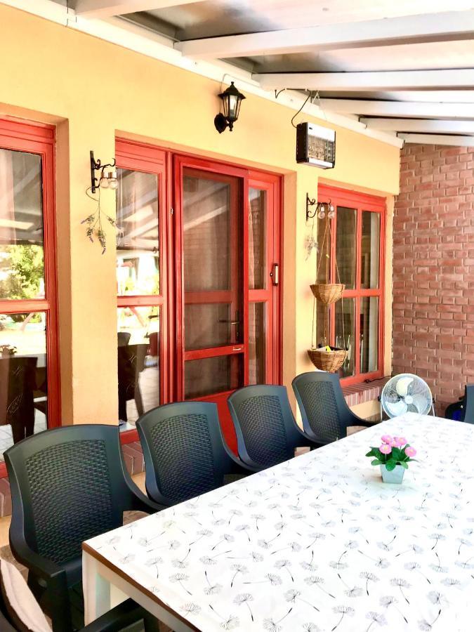 Viharsarki Apartman Gyula Exterior foto